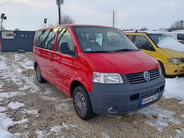 Volkswagen Transporter T5 1.9 TDI California Co...