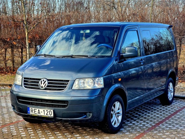 Volkswagen Transporter T5 1.9 TDI Caravelle 9 s...