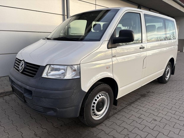 Volkswagen Transporter T5 1.9 TDI ICE Feljtot...