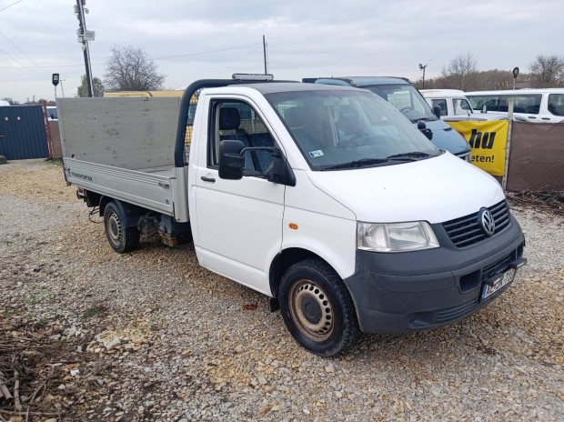 Volkswagen Transporter T5 2.5 TDI Plats-Emelh...