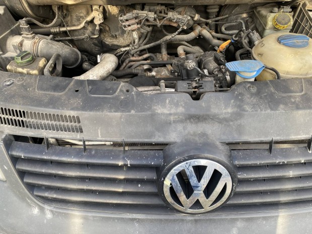 Volkswagen Transporter T5 2.5 pdtdi 4 motion motor+ vlt