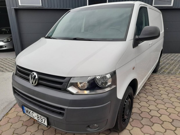 Volkswagen Transporter T5 Caravelle 2.0 CR TDI...