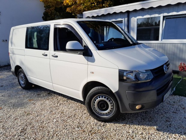 Volkswagen Transporter T5 Mixto 2.0 CR TDI 5 sz...