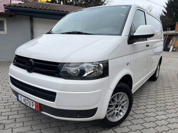 Volkswagen Transporter T5 Transvan 2.0 CR TDI