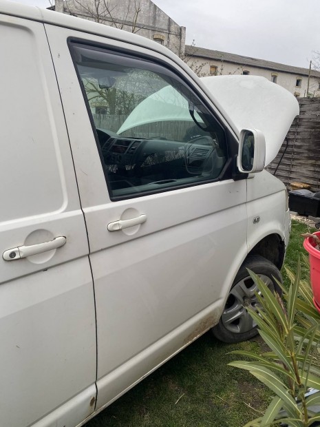 Volkswagen Transporter T5 ajtk