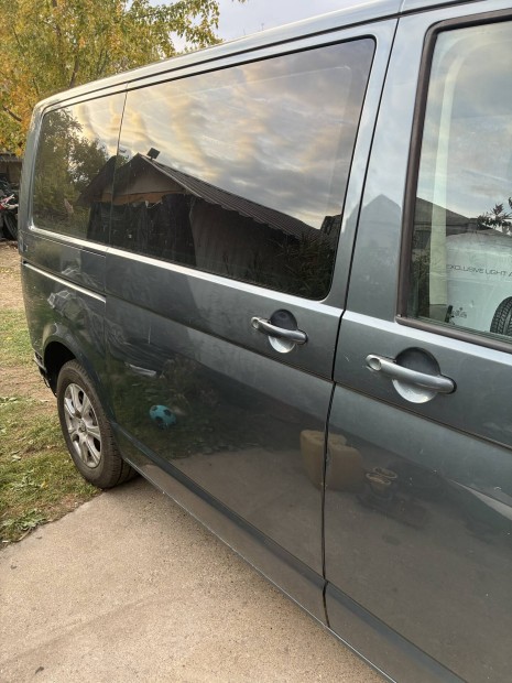 Volkswagen Transporter T5 karosszéria elemek