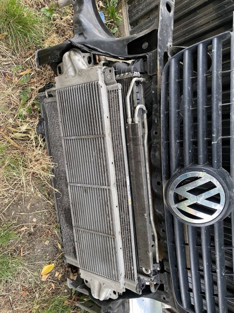 Volkswagen Transporter T5 komplett homlokfal