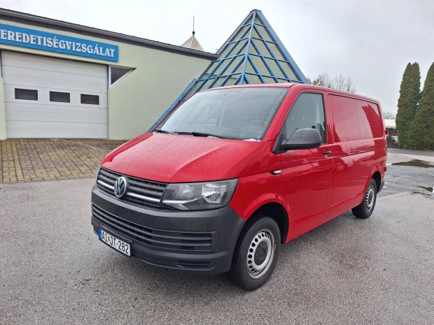 Volkswagen Transporter T6 2.0 TDi BMT HT Megkm...