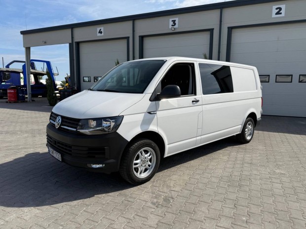 Volkswagen Transporter T6 2.0 TDi Mixto BMT Car...