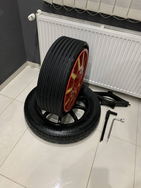 Volkswagen Tuareg Gyri j Mankkerk Ptkerk Ersatzrad Reserverad