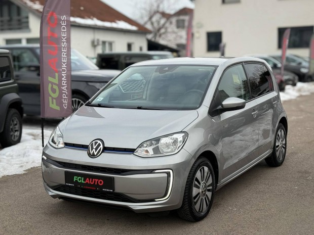 Volkswagen UP e-Up! MO.-I. 1. Tulaj. S�r�l�smen...