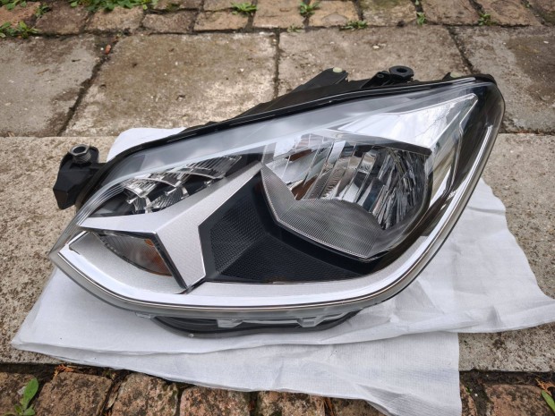 Volkswagen Up facelift LED gyri bal els fnyszr