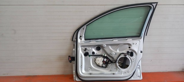 Volkswagen VW Golf 5 Golf V MK5 03- Jobb jobbos oldali első ajtó 1043