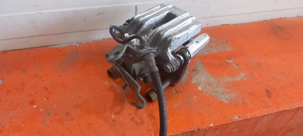 Volkswagen VW Golf 5 Golf V MK5 04- F�knyereg f�kmunkahenger f�k 1149