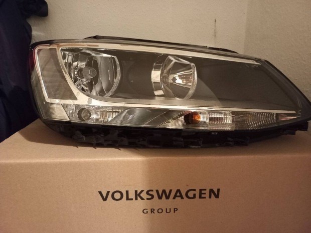 Volkswagen VW Jetta 6 fnyszr szett lmpa Tyc