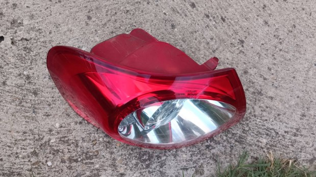 Volkswagen VW Passat B6 kombi bal hts gyri lmpa LED