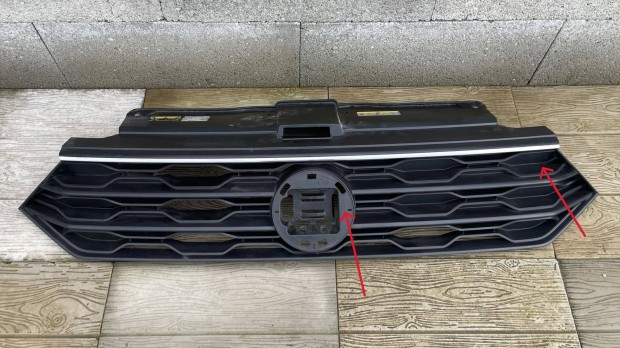Volkswagen VW T-Roc hűtőrács díszrács 2GA853651R