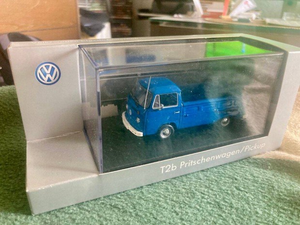 Volkswagen VW Transporter T2 Bulli kisteheraut 1:43 modell, makett