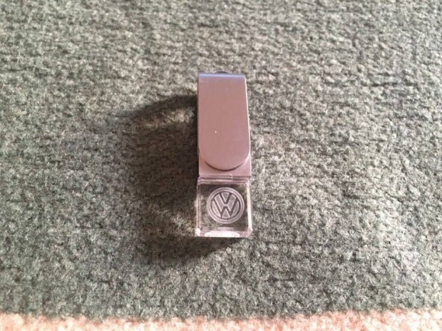 Volkswagen VW különleges üveg 2.0 USB pendrive