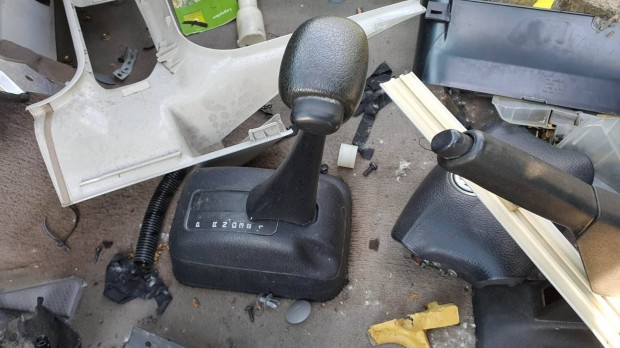 Volkswagen VW transporter T4 Multivan Caravelle automata v�lt�kar