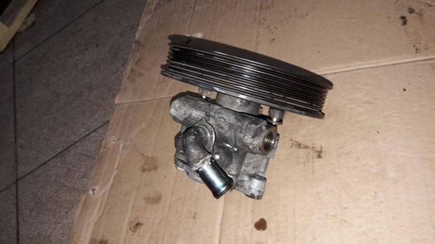 Volkswagen VW transporter T4 Multivan, Caravelle szerv� szivatty�