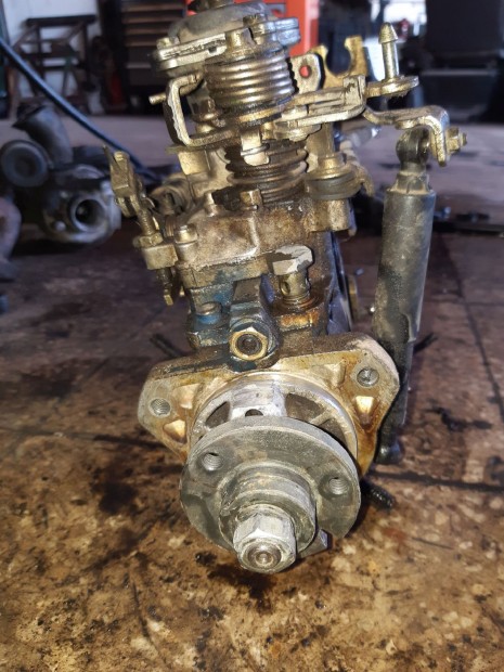 Volkswagen Vento Adagoló