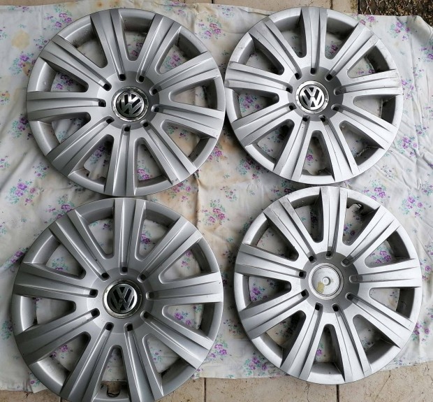 Volkswagen Vw gyri dsztrcsa kerktrcsa 15 col 15" colos garnitra
