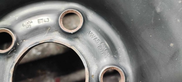 Volkswagen  Pol aclfelnik .