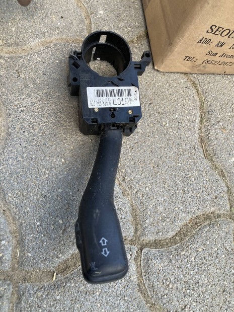 Volkswagen ,Skoda kormánykapcaoló )8L0953513G)