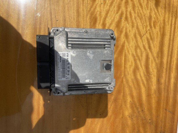 Volkswagen / Audi Motorvezérlő ECU 05L907309AA