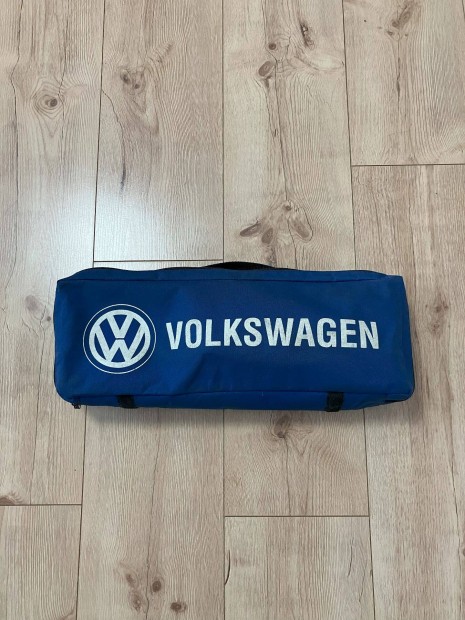 Volkswagen autós, kötelező táska