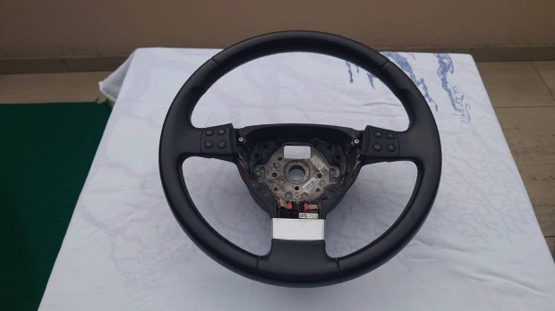 Volkswagen br multikormny, szp llapotban elad.