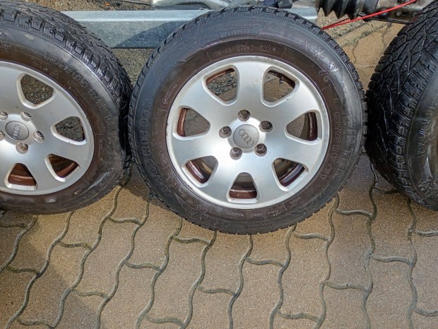Volkswagen csoportba tartózó gyári alufelni eladó