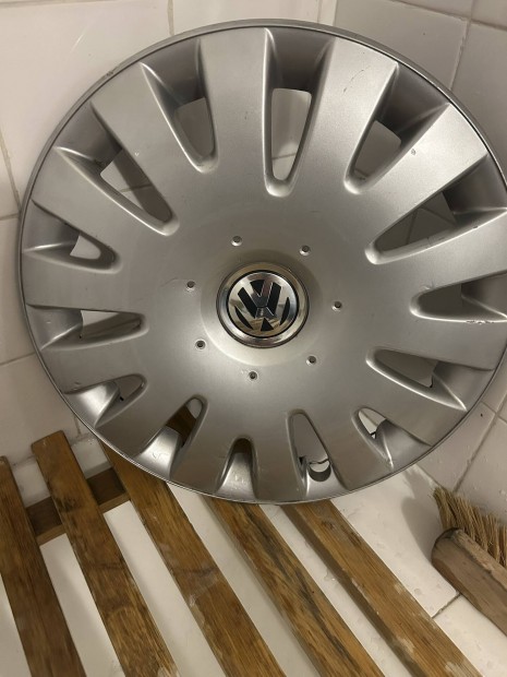 Volkswagen dsztrcsa 16-s