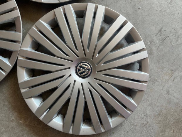 Volkswagen eredeti dsztrcsa 15 coll srlsmentes 1 db. elad
