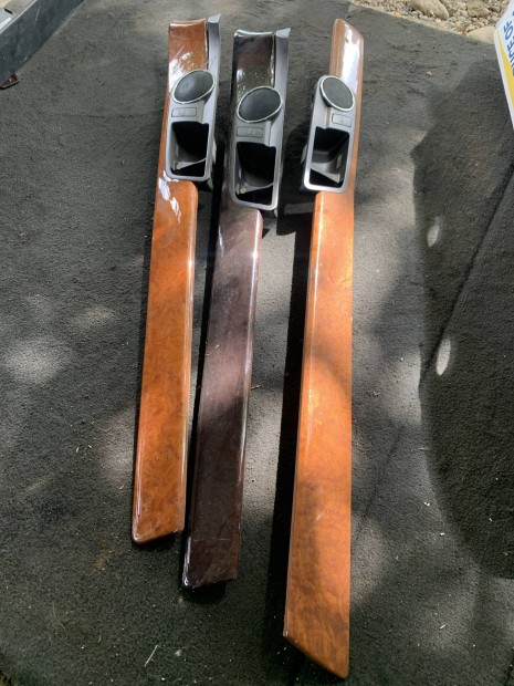 Volkswagen fa beraks fa burkolat 