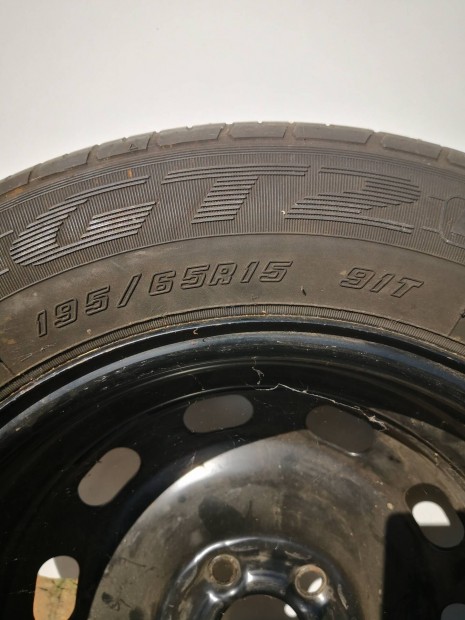 Volkswagen felni gumival 195/65 R15 5x100