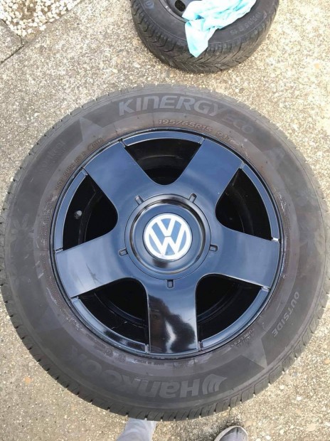 Volkswagen felni gumival