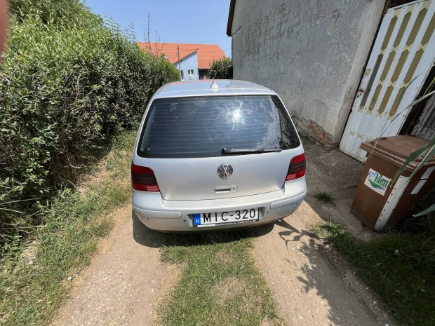 Volkswagen golf 4