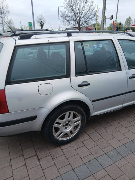 Volkswagen golf 4 elad