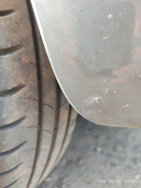 Volkswagen golf 6 lemezfelni nyárigumi nyári gumi