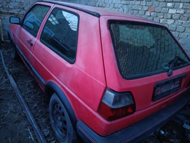 Volkswagen golf elad
