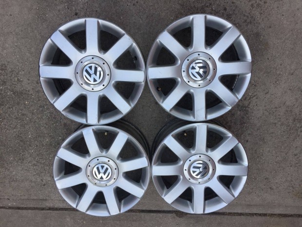 Volkswagen golf gyári alufelni