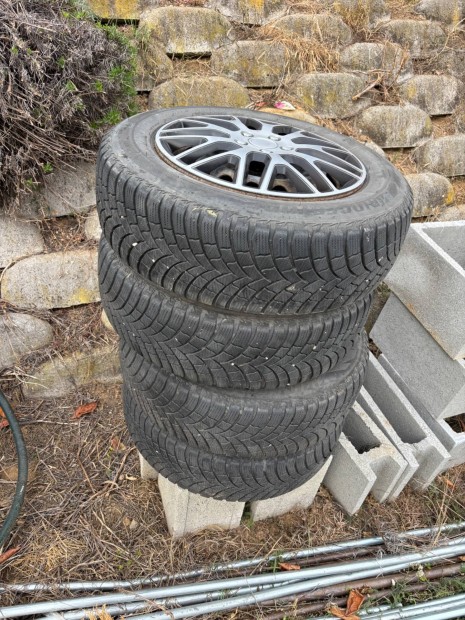 Volkswagen golf téli gumi garnitúra komplett 4 db 195/65x15