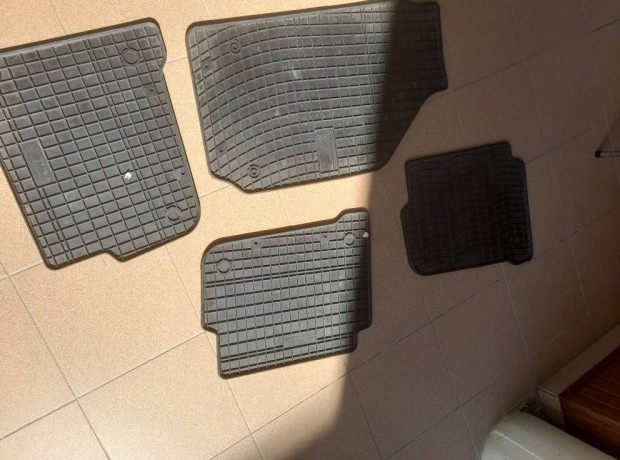 Volkswagen gumiszőnyegek eladók