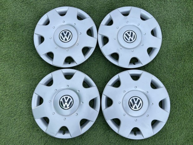 Volkswagen gyári 16" dísztárcsa