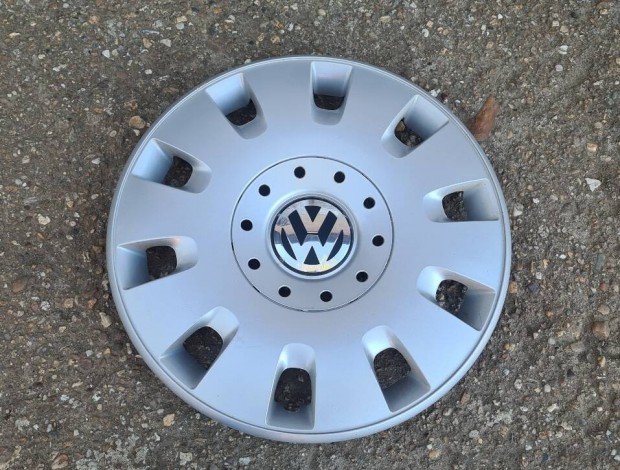 Volkswagen gyári 16" ezüst dísztárcsa.