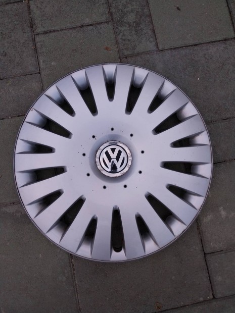 Volkswagen gyári 16" os 4db dísztárcsa eladó
