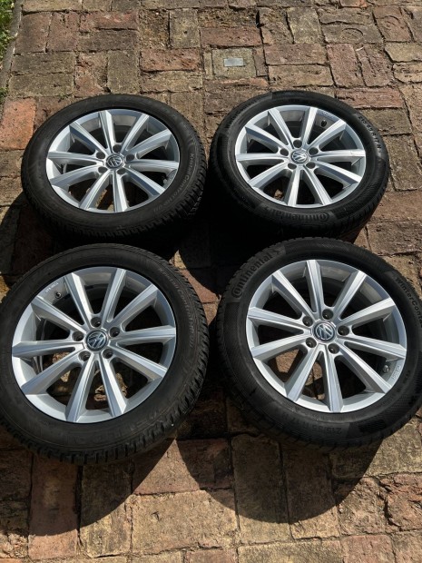 Volkswagen gyári alufelni szett 205 55 R17 tpms