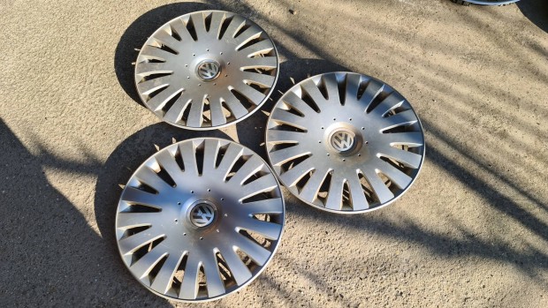 Volkswagen gy�ri d�szt�rcsa (3 db) 16"